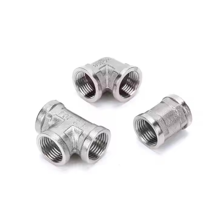 Corrosion-Resistant Stainless Steel Tee for Aggressive Environments 15X1M1F